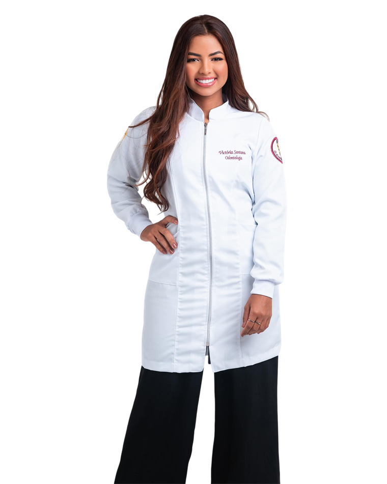 Dra. Victoria Santana, cirurgi&atilde;-dentista